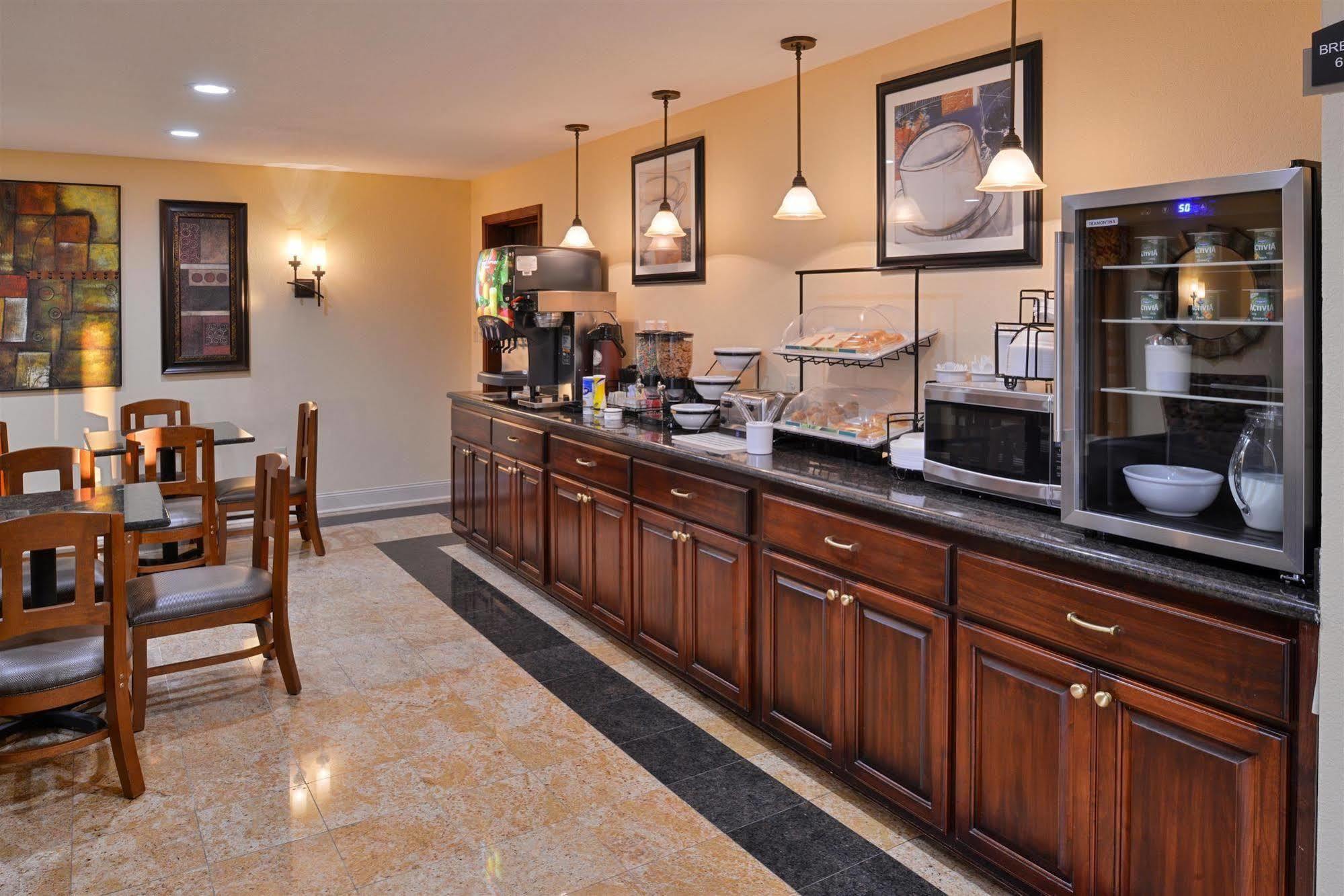 Americas Best Value Inn Tupelo Barnes Crossing Εξωτερικό φωτογραφία